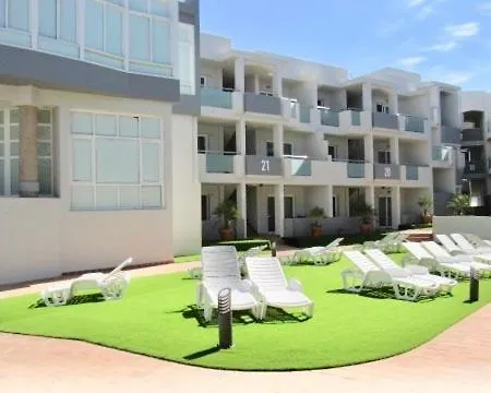 Cosmopolitan Con Piscina, Doble Terraza, Y Wifi * Corralejo