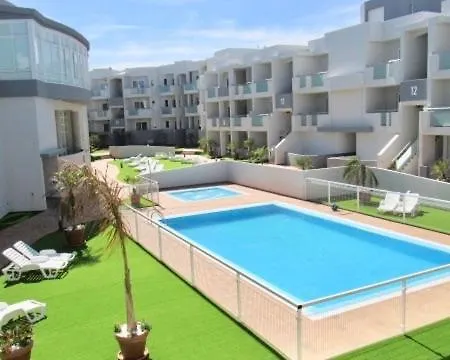 Cosmopolitan Con Piscina, Doble Terraza, Y Wifi Apartment