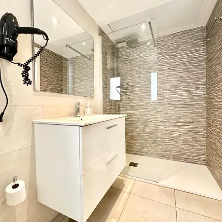 Cosmopolitan Con Piscina, Doble Terraza, Y Wifi Apartment *