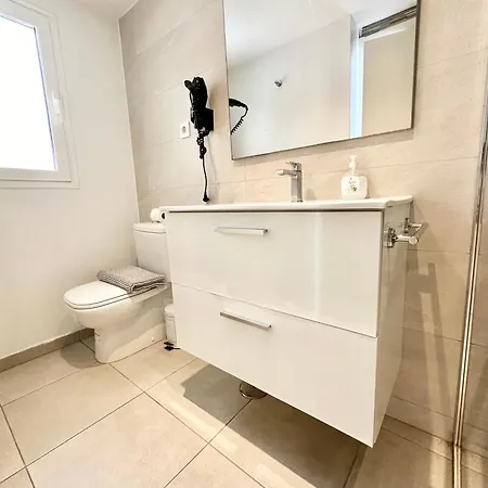 Apartment Cosmopolitan Con Piscina, Doble Terraza, Y Wifi
