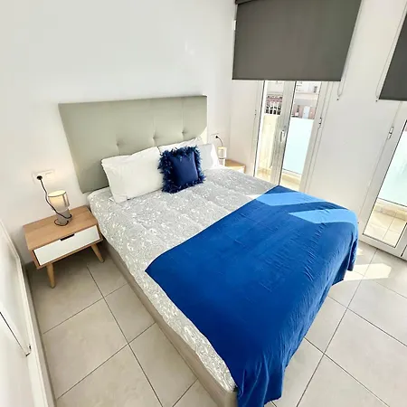 Cosmopolitan Con Piscina, Doble Terraza, Y Wifi * Коральео